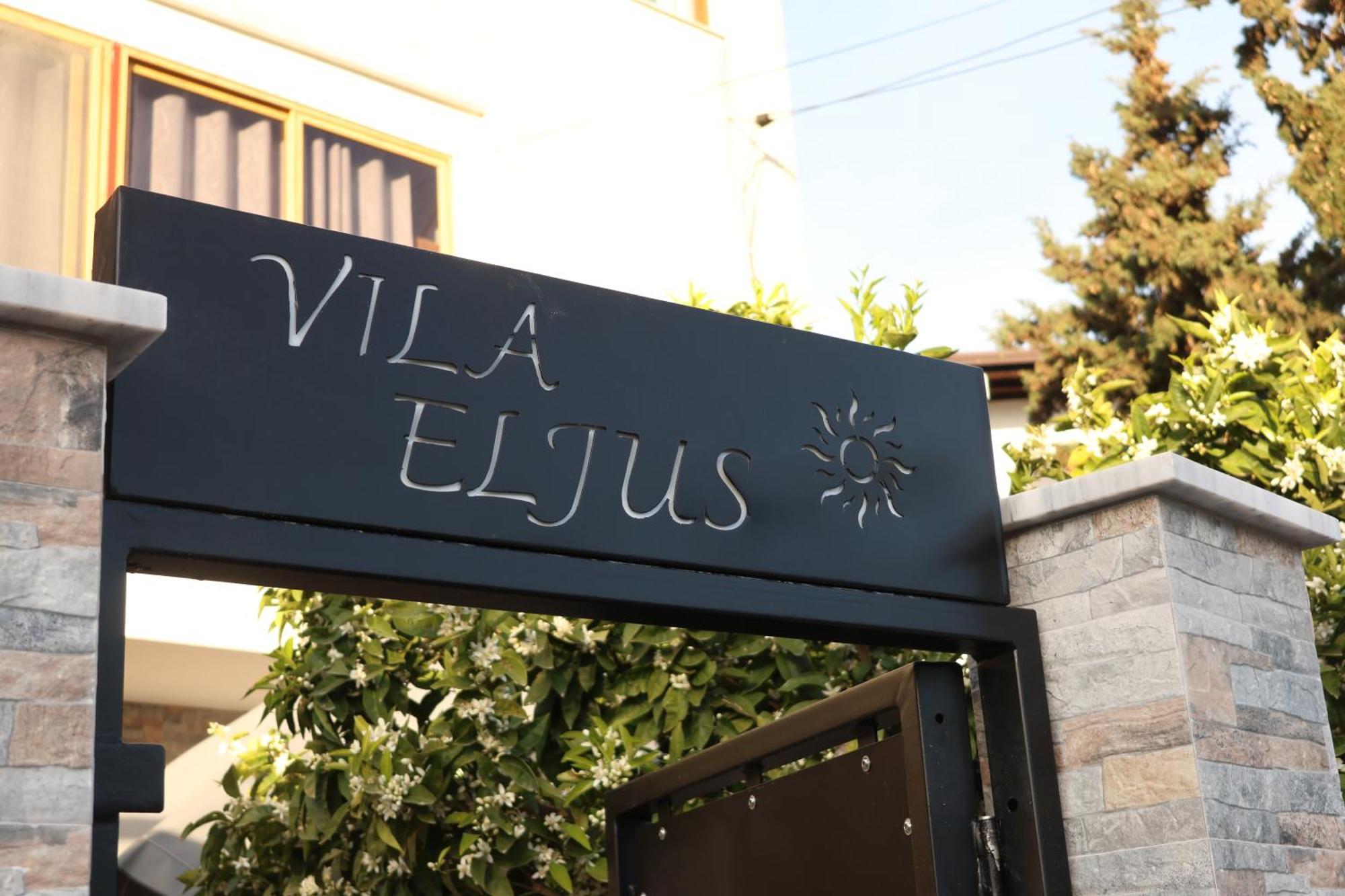 Vila Eljus Durrës Esterno foto